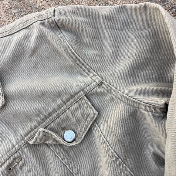 Forever 21 Distressed Tan Denim Jacket w zippers - Picture 5 of 5